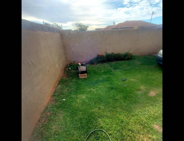 0 BEDROOM PROPERTY TO RENT IN PROTEA GLEN
